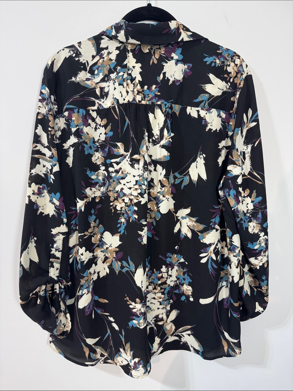 Anne Klein Black Multi Floral V-Neck Buttoned Sleeve Blouse - Size Large - Picture 2 of 13